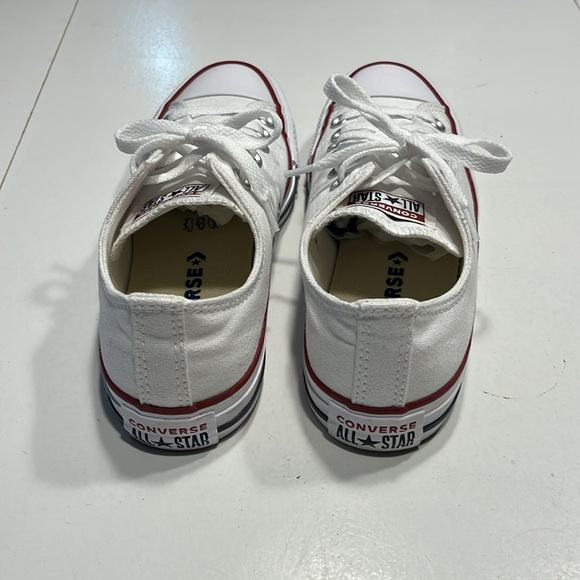 All Star Converse men’s size 4.5/ women’s size 6.5. EUC - Picture 2 of 5